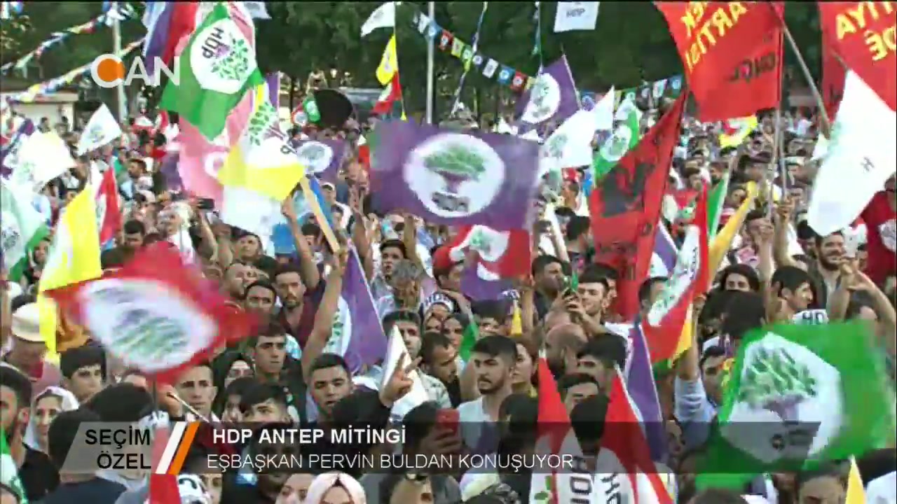 019 – 2018-06-22 – SECiM ÖZEL 2018_HDP ANTEP MITINGl_ESBASKAN PERViN BULDAN KONUSUYOR_CANLl_- 19-06 – 2018.mp4