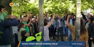 YILMAZ GÜNEY MEZARI BAŞINDA ANILDI