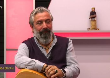 Mehmet Karabudak ile Dar-ı Divan.Konuk: Özden Irmak.