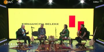 Kırmanciya Beleke’de Ali Güler, eve Ali Rıza kahraman’ya Hozan Beser Şahin’ kerda meyman…Hozan Beser Şahin Kırmanciya Beleke programında Ali Güler ve Ali Rıza Kahraman ile…