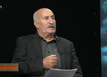 Yas-ı Muharremin 4. Gününde Pirlerle Muhabbet, Ali Köylüce ile Muharrem Özel. Konuklar: Pir Mustafa Mısır – Üryan Hızır Ocağı, Pir Ali Rıza Yıldız – Ağuçan Ocağı, Pir Yüksel Yıldırım – Baba Mansur Ocağı, Pir Veli Uğur – Baba Mansur Ocağı.