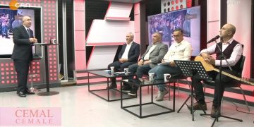 Hüseyin Kelleci’nin Hazırlayıp Sunduğu Cemal Cemale Programının Bu Akşam Konukları: Attila Taş, Erdal Aksoy, Müslüm Çelik ve Düzgün Ok – Köy Muhtarları Devletin Teklifini Neden Kabul Etti?- Alevi Bektaşi Kültür ve Cemevi Başkanlığı Neden Kuruldu?- Cumhuriyet ve Demokrasi