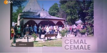 Hüseyin Kelleci’nin sunumuyla Cemal Cemale programının konukları Zeynel Şahin, Aydın Deniz, Fevzi Can ve Seher Şengünlü Yılmaz.