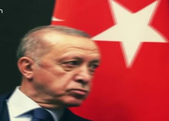 Attila Taş ile Açık Kayıt programının bu haftaki konuklarıKESK Eş Genel Başkanı Şükran Kablan Yeşilİltica ve Göç Araştırmaları Merkezi Başkanı Metin Çorabatır