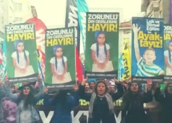 Attila Taş’ın Hazırlayıp Sunduğu Açık Kayıt Programının Konukları:
-Cengiz Yavuz / Disk Emeklisen Genel Başkanı
-Ersin Kotanla / Ankara Eyt’liler  Sosyal Yardımlaşma Derneği Başkanı
‘Eyt’lilerin ve emeklilerin talepleri ele alinacak’