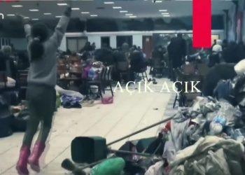 Attilâ Taş ile Açık Kayıt programının 30 Mayıs Salı günü konuğu:
*Emekçi Hareket Genel Başkanı *Hakan Öztürk.
*13. Cumhurbaşkanlığı ve 28. dönem milletvekilliği seçimlerinin sonuçları nasıl okunmalı.
*Yeni dönemde Türkiye’yi iç ce dış politikada neler bekliyor.