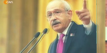 Attilâ Taş’ın hazırlayıp sunduğu Açık Kayıt programının 
bu haftaki konukları:
Gazeteciler  -Nişmiye Güler, -Adnan Bilen, 
-Rojda Aydın ve Rohat Emekçi ile yerelde görev yapan gazetecilerin sorunları ele alınacak.