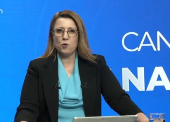 -Laiklik karşıtı uygulamaya tepkiler büyüyor.
-Urfa’da şüpheli çocuk ölümü.
-15-16 Haziran İşçi Direnişi 53. yılında.
Elif Sonzamancı ile Can Aktüel Ana Haber’de