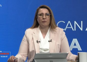 -15’i tutuklu 18 gazeteci 13 ay sonra hakim karşısında.
-1 İŞİD’İi daha serbest bırakıldı.
Elif Sonzamancı ile Can Aktüel Ana Haber’de