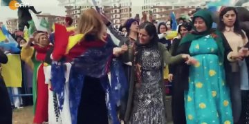 Pınar Aydınlar’ın hazırlayıp sunduğu Candan Cana Programının konukları:
-Cihan Çelik  ve -Songül Bulur