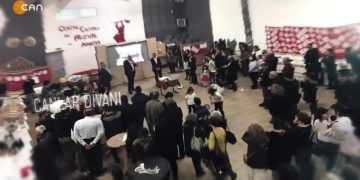 İbrahim Karakaya’nın hazırlayıp sunduğu Canlar Divanı programının konukları Msçustafa Can, Ahmet Göynü ve Mertali Erdoğan. 
– Trakya’da Alevi örgütlenmesi
– Laik eğitim laik yaşam ve demokrasi mücadelesinde Aleviler
– 10 Aralık mitinti hazırlıkları