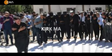 AKP’nin Alevileri Kültür ve Turizm Bakanlığına Bağlama Girişimi ve Alevilerin Tepkileri ,Diren Keser’in Sunduğu Hak Yolu Programının Bu Haftaki Konukları: Pir Zeynel Kete ve DAD Eş Genel Başkanı Musa Kulu..