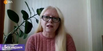 Sakine Esen Yılmaz’ın Sunduğu Söz Kadının Progamın Konukları:
-Songül Morsümbül
-Kadriye Doğan
-Nevin Kamilağaoğlu
‘2023’e giderken alevi kadınların gündemi’