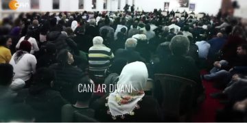 – Toplumsal Yüzleşme Açısından Madımak Katliamı Hafıza Merkezi Projesi’nin Önemi
– Projenin Amacı Ve İçeriği ?
– İbrahim Karakaya’nın Hazırlayıp Sunduğu Canlar Divanı Programının Konukları Madımak Katliamı Hafıza Merkezi Projesi Koordinatörü Eylem Şen Ve Gazeteci Çilem Küçükkeleş