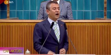 CHP Grup Toplantısı. CHP Genel Başkanı Özgür Özel Konuşuyor.