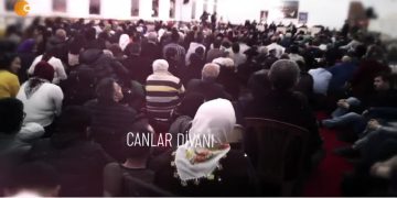 – Madımak Katliamı Hafıza Merkezi Tanıtımı ve Özel Gösterimi
– İbrahim Karakaya’nın sunduğu Canlar Divanı programının konukları ADFE Genel Başkanı Zeynel Abidin Koç, ABF Basın Sekreteri Aydın Deniz, AABK Madımak Hafıza Merkezi’nden Ali Çağan, Britanya AF-YK Üyesi Maksut Demir
