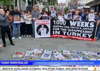 Londra’da Cumartesi Anneleri’ne Destek Eylemi