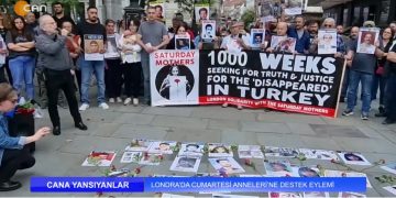 Londra’da Cumartesi Anneleri’ne Destek Eylemi
