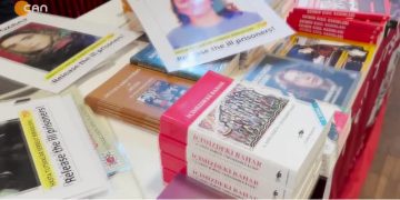 – Dayanışma’nın Sesi Derneğinin Organize Ettiği 5. Dayanışma Festivali
– Türkiye’de Politik Cinayetler, Yargısız İnfazlar Ve Gözaltında Kayıplar Paneli
– Konuşmacılar: Meryem Göktepe, Kazım Gündoğan, İkbal Eren Ve Orhan Gazi Ertekin
– Ehrenfeld / köln
– Cana Yansıyanlar Programı