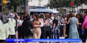 – Kadın Katliamlarına Tepki: Bireysel Değil Politik Suçtur 
– 10 Ekim Gar Katliamı Anma Etkinlikleri Kapsamında ‘Adalet Kürsüsü’ Kuruldu! 
– Yazar Süreyya Karacabey: Bir Çürümenin İçerisindeyiz, Yeniden İnsan Olma Reflekslerimizi Kazanmalıyız