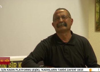 Zeynep Enhas’ın Hazırlayıp Sunduğu Çaxa We Bı Xêr Programının Konukları Veli Polat Ve Salman İnal.