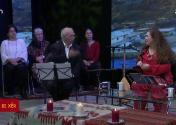 – ROJİYA XIZIR
– Zeynep Enhas İle ÇAXA WE Bİ XÊR Programının Konukları Pir Hasan Ergiş, Hunermend Havin Geçici Ve Stüdyo Konukları
