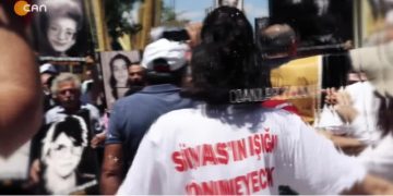 – Suriye’de Alevi Katliamı
– Suriye’deki Gelişmeler
– İbrahim Karakaya İle Canlar Divanı Programının Konukları ABF Genel Başkanı Mustafa Aslan, ADFE Genel Başkanı Zeynel Abidin Koç Ve PSAKD Genel Başkanı Cuma Erçe