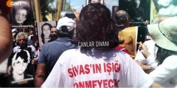 – Suriye’de Alevi Katliamı
– Toplumsal Barış Gündeminde Alevilerin Rolü Ve Yeri
– İbrahim Karakaya İle Canlar Divanı Programının Konukları Britanya Alevi Federasyonu Eşit Başkanı Müslüm Dalkılıç Ve ADFE Genel Sekreteri Ufuk Emre Bektaş