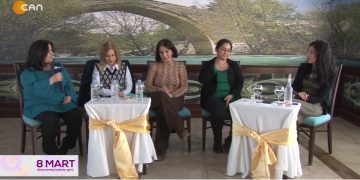 – DEMOKRATİK TOPLUM ÇAĞRISI VE KADINLAR 
– Nuray Atmaca İle 8 Mart Özel’in Konukları DEM Parti Dersim İl Eş Başkanı Hümeyra Tosun Yeğin, Dersim Yenigün Kadın Dayanışma Derneği Üyesi Serpil Berk Argın, SES Dersim Eşbaşkanı Serap Kahraman Ve DAD Kadın Sekreteri Nadide Doğmaz Yallı.