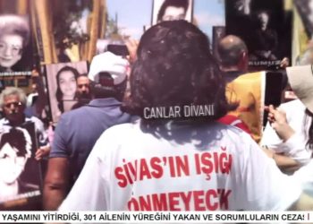 – Demokratik Toplum İnşası 
– Alevilere Yönelik Asimilasyonlar Ve Katliamlar 
– PKK’nin Fesih Kararı 
– Türkiye’deki Siyasal Gelişmeler Alevilere Nasıl Yansıyor? 
– İbrahim Karakaya İle Canlar Divanı Programının Konukları Tarihçi – Yazar Alişan Akpınar Ve Çilem Küçükkeleş.