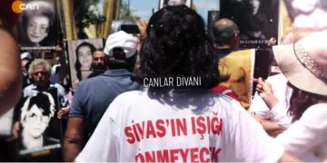 – İrfan Kurtulmuş’tan ‘ Şah İsmail Zulmü ‘ İfadeleri
– Suriye’deki Alevi Soykırımı
– Yeni Anayasa Tartışmalarında Alevilerin Talepleri
– İbrahim Karakaya İle Canlar Divanı Programının Konukları ABF Genel Başkanı Mustafa Aslan Ve HBVAKV Genel Başkanı Ercan Geçmez