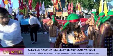 ALEVİLER KADIKÖY İSKELESİ’NDE AÇIKLAMA YAPIYOR -2 TEMMUZ SİVAS KATLİAMI: YAKANLARI DA AKLAYANLARI DA AFFETMEYECEĞİZ