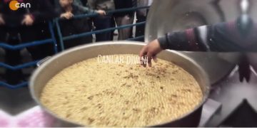 – HACI BEKTAŞ VELİ ANMA ETKİNLİKLERİ SON BULDU, 
İbrahim Karakaya İle Canlar Divanı Programının Konukları Veli Büyükşahin ve Çilem Küçükkeleş.