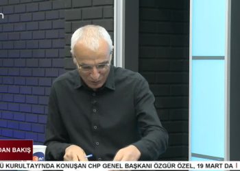 🔴 Can’dan Bakış | Yeni Bölüm
🎙️ Sunum: Veli Hadyar Güleç
👤 Konuk: Ali Kenanoğlu
📌 Konu: Türk Siyasetinde Alevilere Yönelik İlginin Sebepleri
Aleviler neden bugün siyaset sahnesinde daha görünür? Bu ilginin arkasında yatan sosyal, kültürel ve politik dinamikler neler?