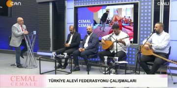 Hüseyin Kelleci ile Cemal Cemale’nin konukları ADFE yönetiminden Ufuk Emre Bektaş ve İbrahim Uçar ile zakirler Oktay Tekin ve Murat Yaman.