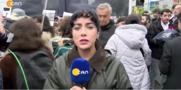 GAZETECİ HAKAN TOSUN HAKK’A UĞURLANIYOR