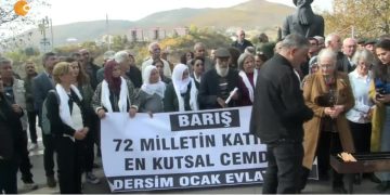 – BARIŞA SES VERİYORUZ
– DERSİM OCAK EVLATLARINDAN AÇIKLAMA
– DERSİM / SEYİT RIZA MEYDANI
– CAN AKTÜEL